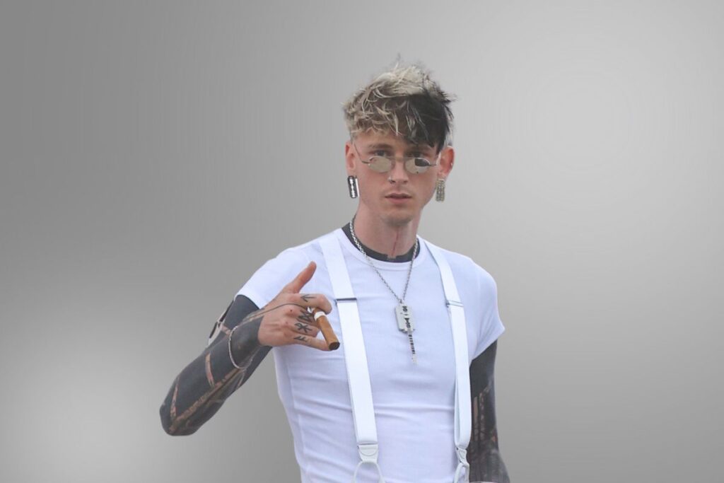 Machine Gun Kelly Blows Off Sydney Sweeney Dating Talk