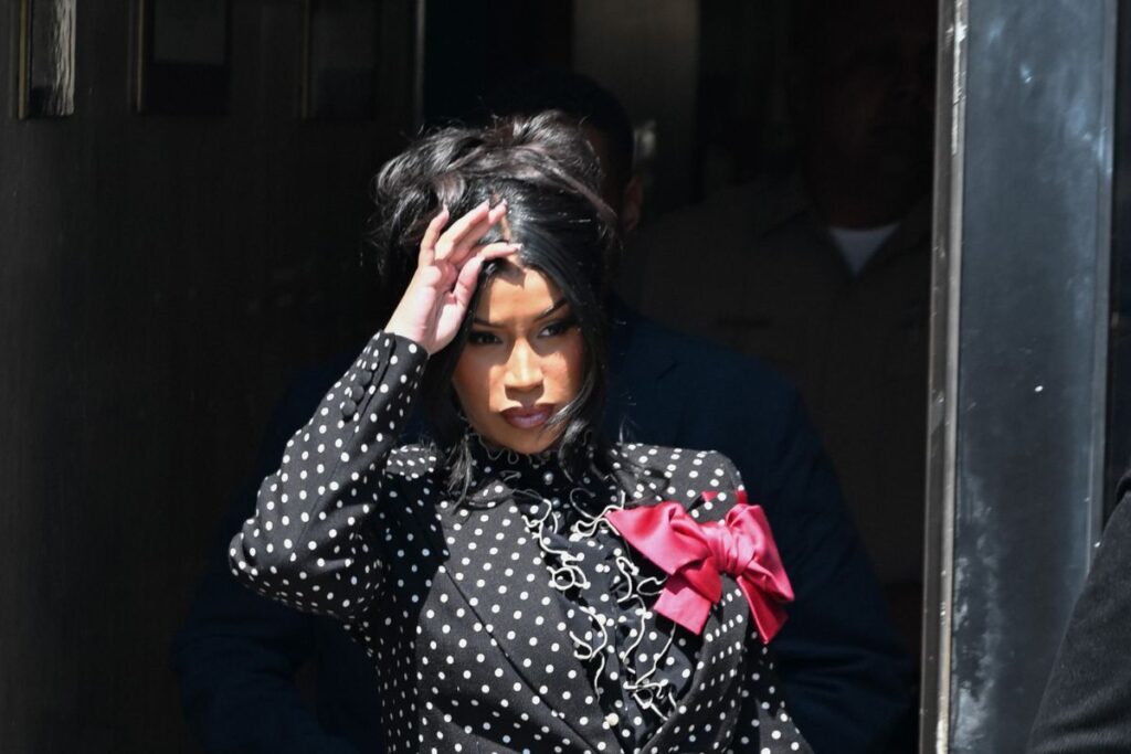 Cardi B Breaks Down In Tears Over Am I The Drama? Album Release