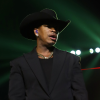Ne-Yo Snatches Stage Crasher By The Neck During Live Show: "Don't Try Me"