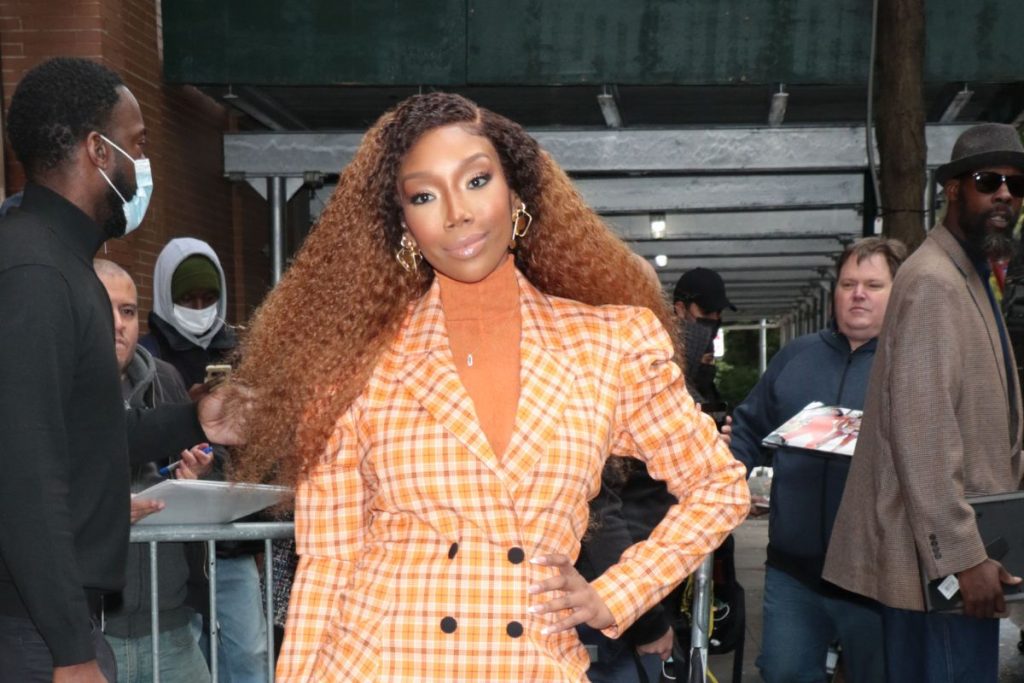 Brandy Explains Why She Left Monica Hanging On Stage During Chicago Tour Stop