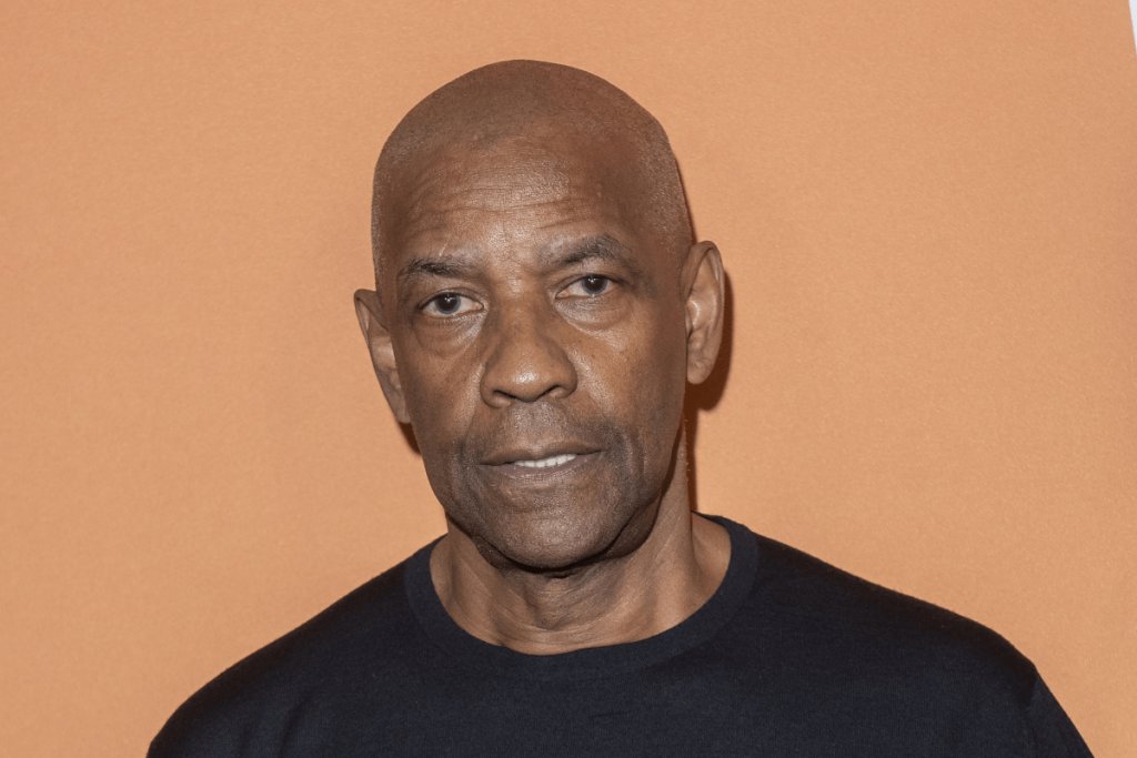 Denzel Washington Faces Off With Autograph Seeker Over Sobriety Claim