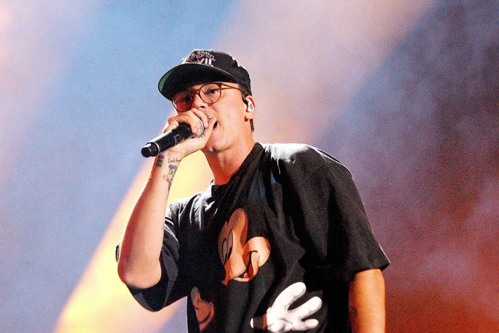 Logic Dragged Over Berating Fan For Texting During Red Rocks Concert