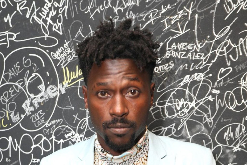 Antonio Brown's Freedom Ends As U.S. Marshals Extradite Him From Middle East Hideout