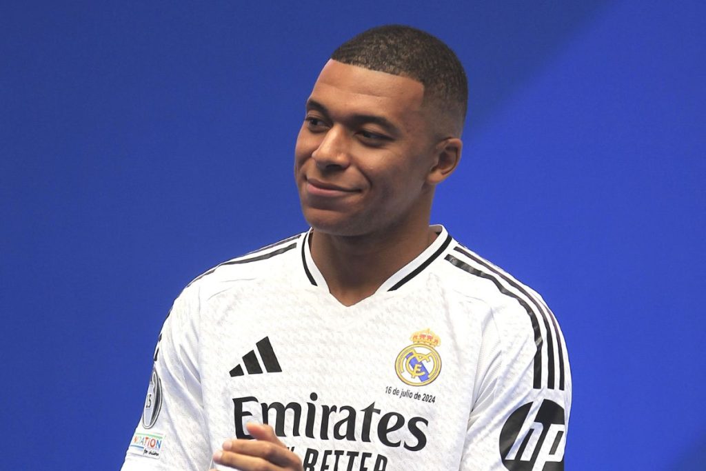 Kylian Mbappé Goes In On French Rapper Orelsan Over Insulting Lyrics—Gets Reply