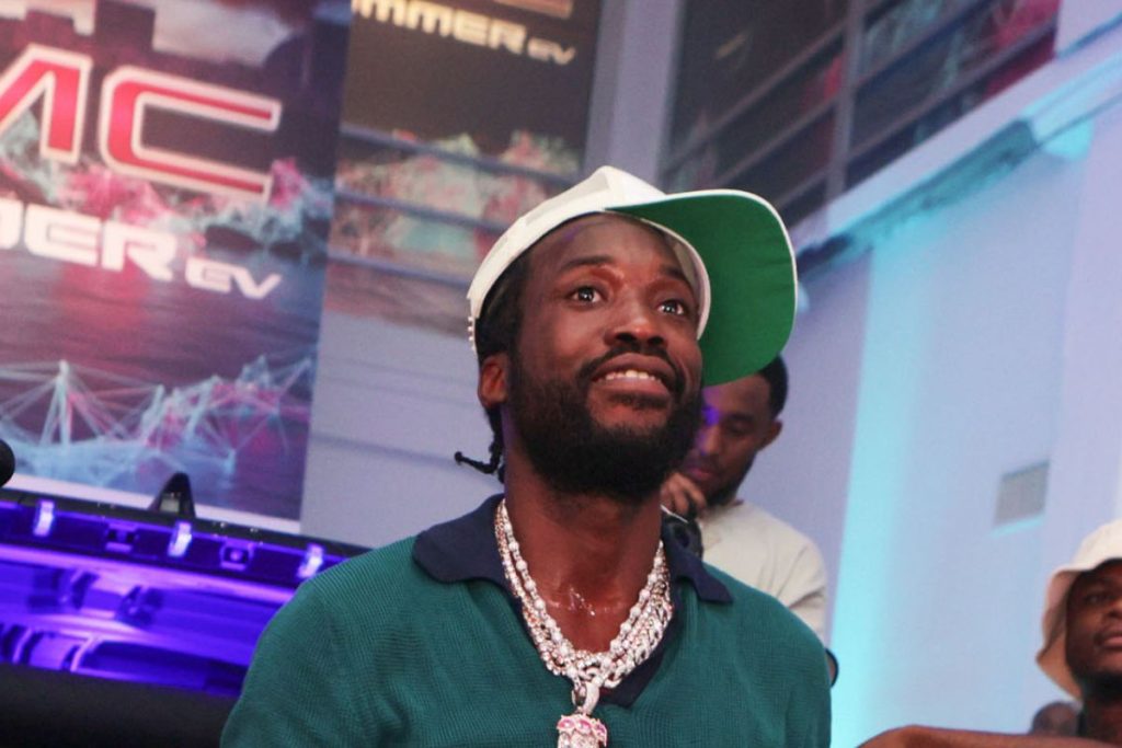 Meek Mill Addresses Early Morning Police Encounter - "I Thought It Was A Prank"