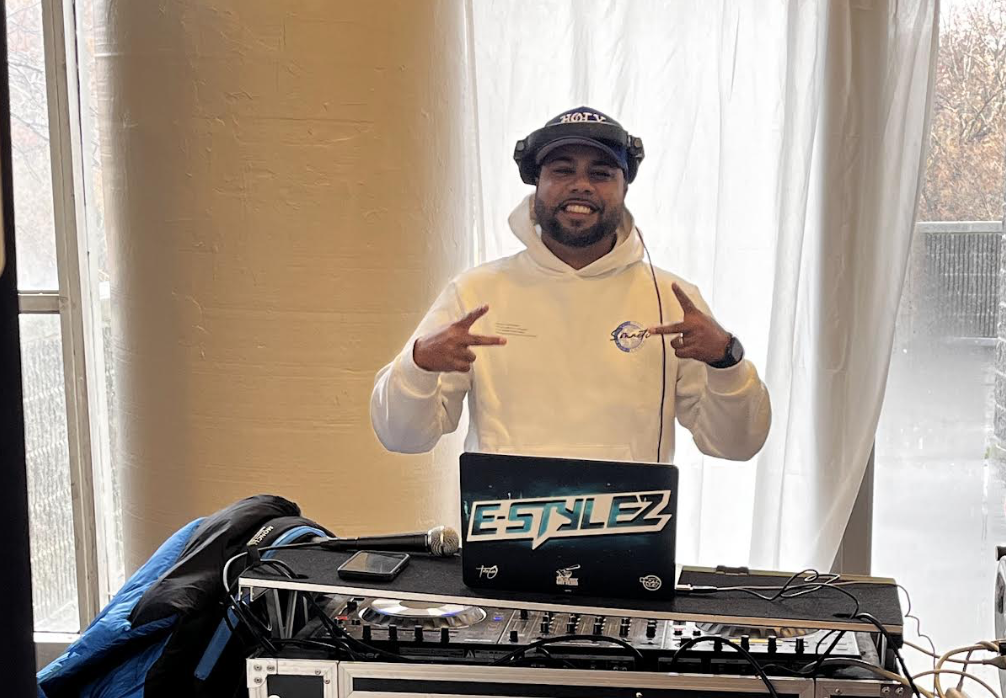 HOT 97 & WBLS Tracey Towers Turkey Drive Annual Giveback