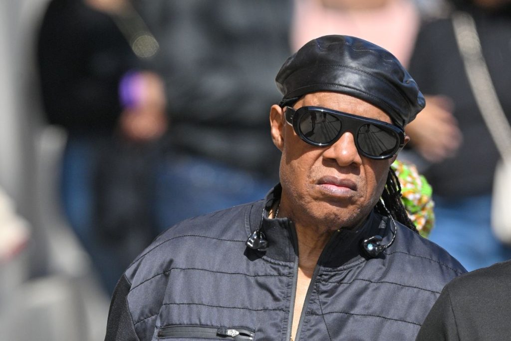 Stevie Wonder Scraps Holiday Benefit Shows In L.A. Due To Time Crunch