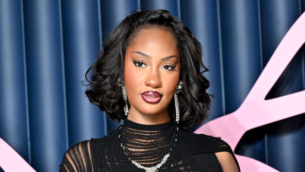 Tems And Erewhon Launch “Berry-Forward” Smoothie Inspired By This Gem From ‘Love Is A Kingdom’