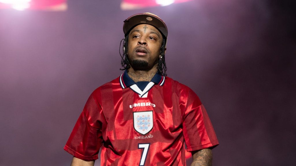 21 Savage Questions 'WHAT HAPPENED TO THE STREETS?' On New LP Featuring Drake, Latto And More
